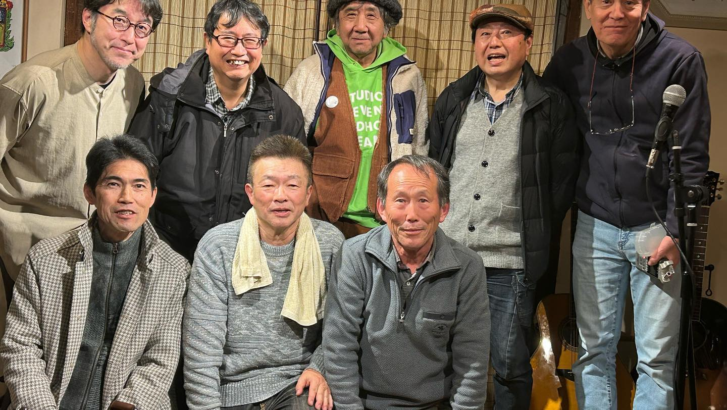 風のおとこけら落としライブはたくさんのお客様と花井栄司さん花...