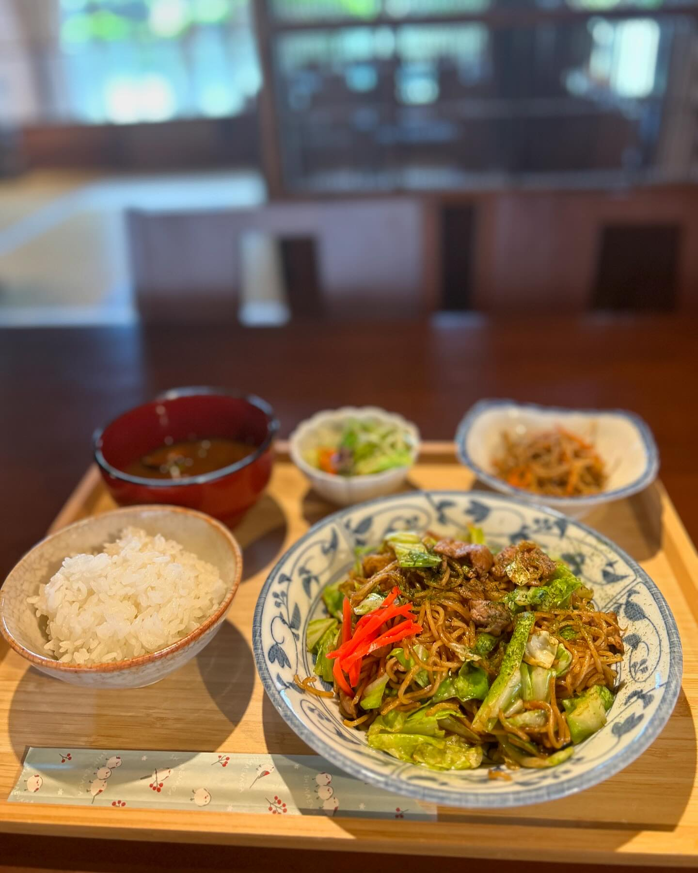 えびフライ定食始めました😊