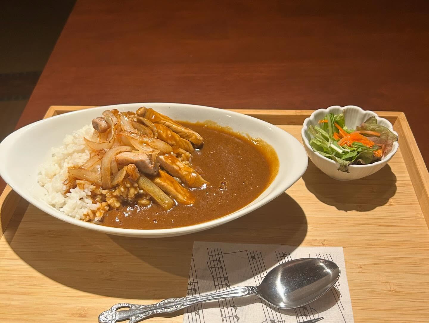 風のおとのカレーです。