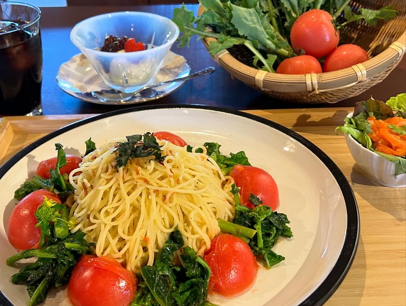 風のおとの夏限定メニューで冷やしそうめんを始めました。