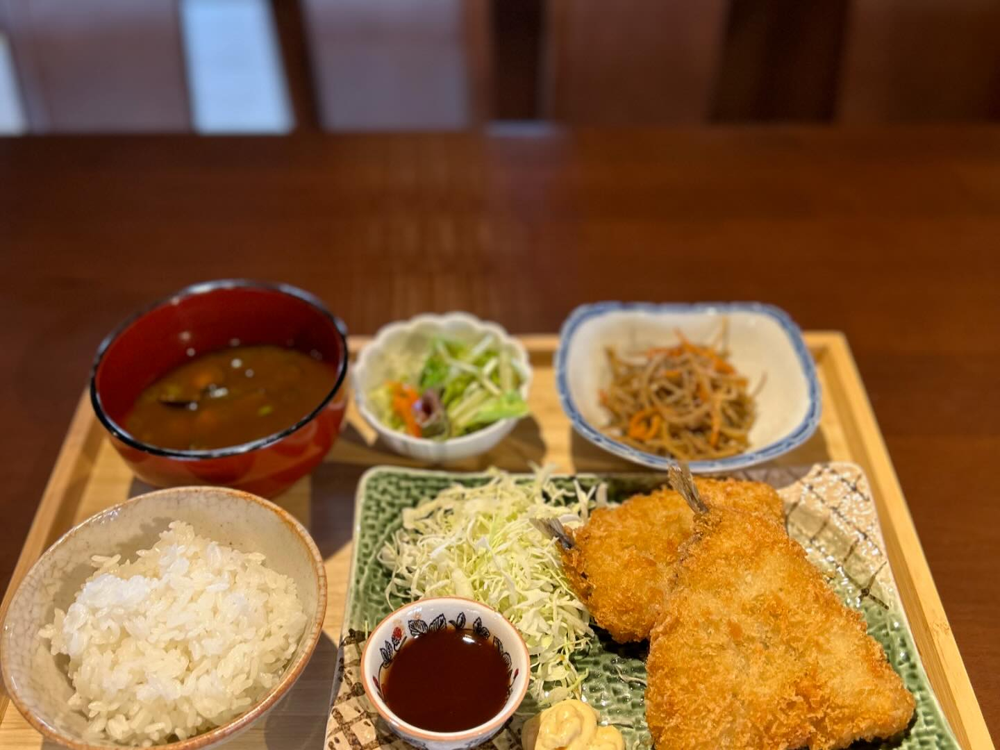 風のおとのモーニングと和栗モンブランのケーキです。