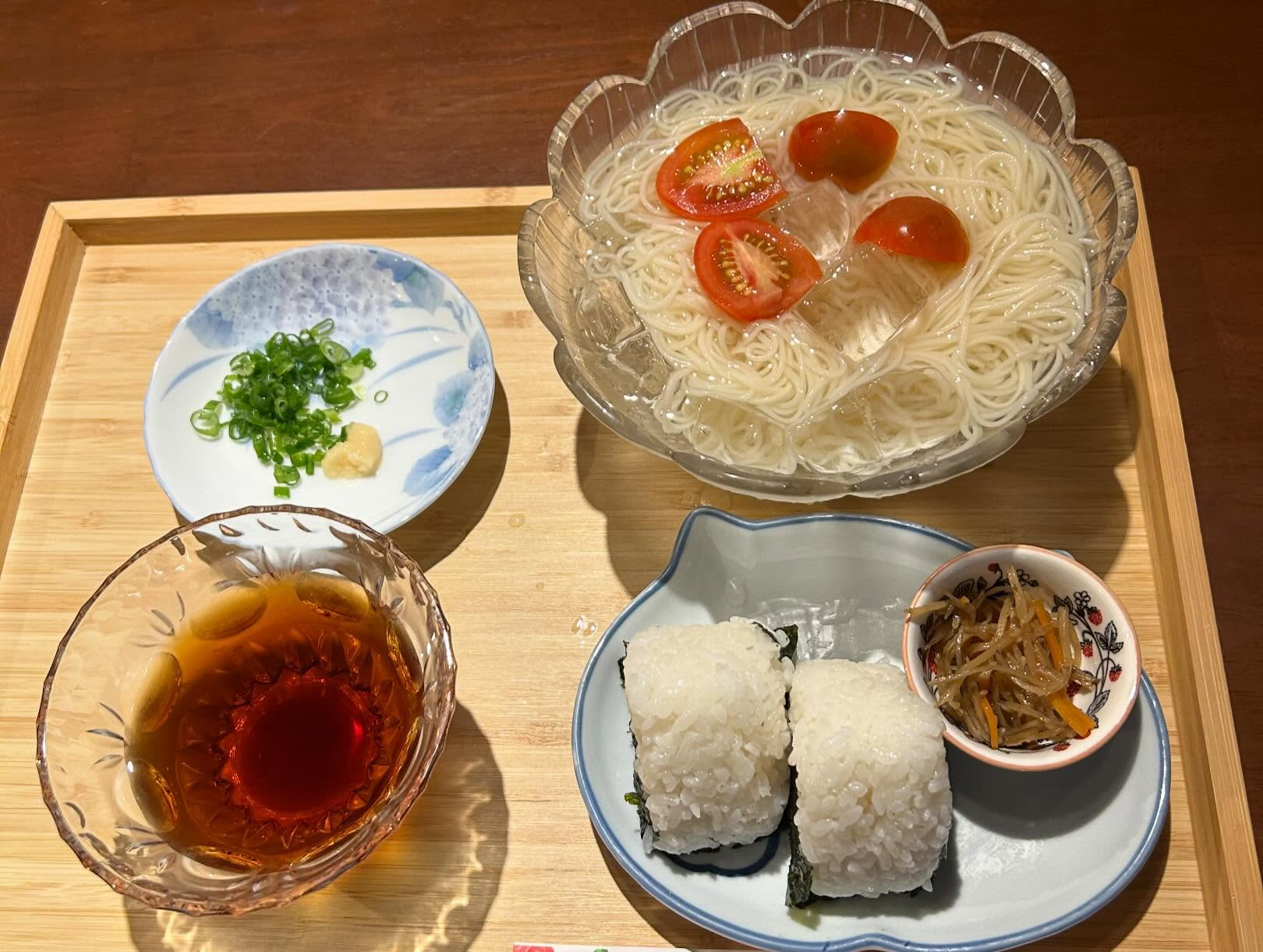 風のおと1番人気はやっぱりオムハヤシです。
